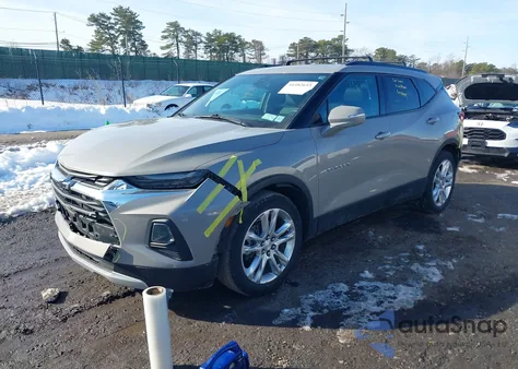 2021 Chevrolet Blazer Awd 3Lt z USA, uszkodzony, nr VIN 3GNKBJRSXMS545447